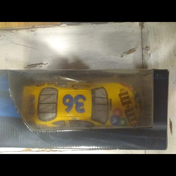 Vintage sports collectibles - Picture 5 of 8